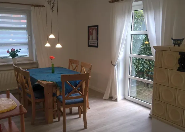 Hus Palstek, Eg * Böhl